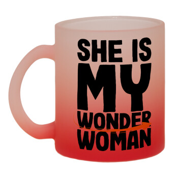 She is my wonder woman, Κούπα γυάλινη δίχρωμη με βάση το κόκκινο ματ, 330ml