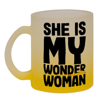 She is my wonder woman, Κούπα γυάλινη δίχρωμη με βάση το κίτρινο ματ, 330ml