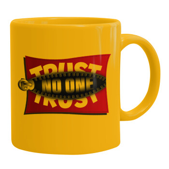 Trust no one... (zipper), Ceramic coffee mug yellow, 330ml